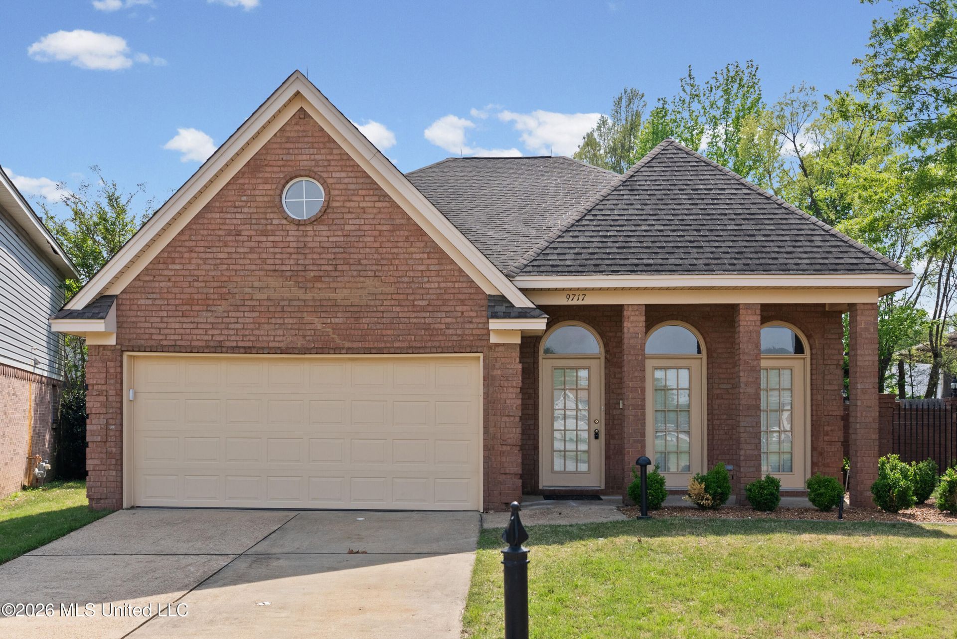 9717 S Dogwood Manor, Olive Branch, MS 38654 Main Photo