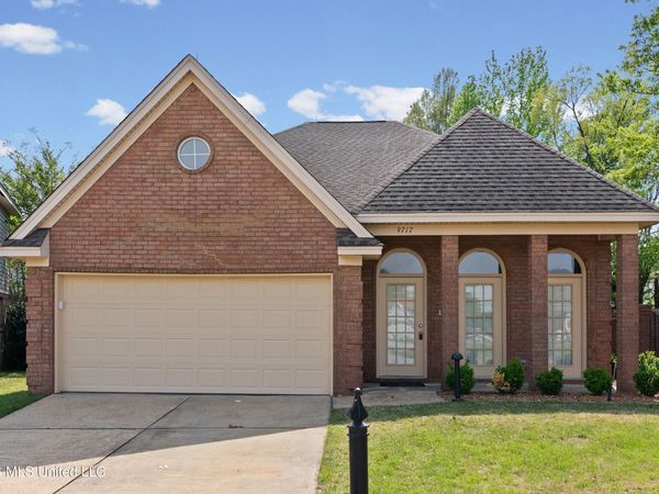 9717 S Dogwood Manor, Olive Branch, MS 38654