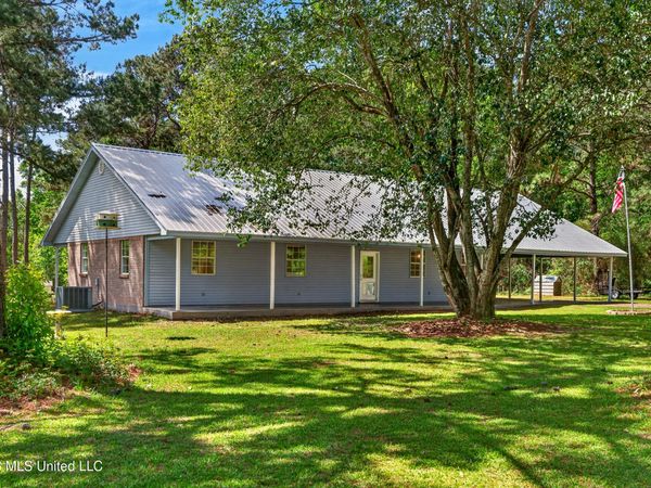 43 Alan Road, Carriere, MS 39426