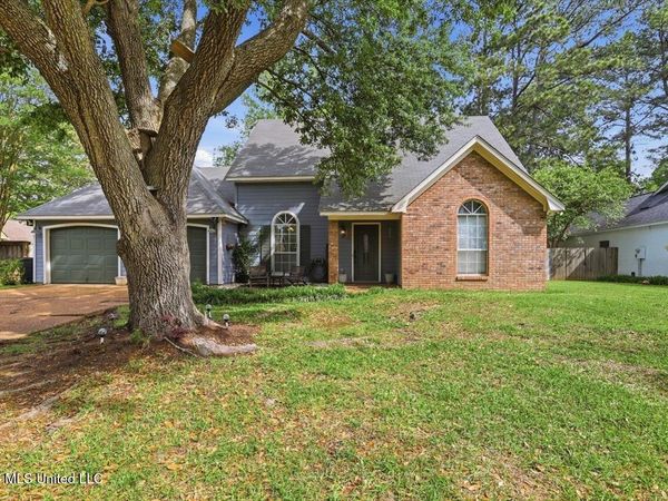 573 Dogwood Point, Madison, MS 39110