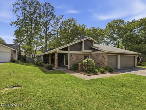 7 Starling Square, Clinton, MS 39056