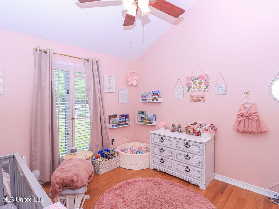 Property Image 27