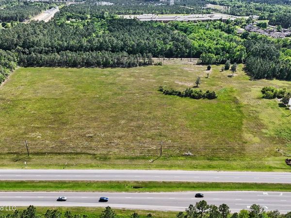 Highway 90 , Gautier, MS 39553