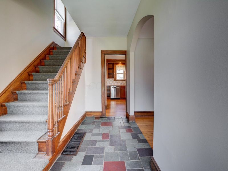 40 W Lincoln Street, Westerville, OH 43081 Photo 5