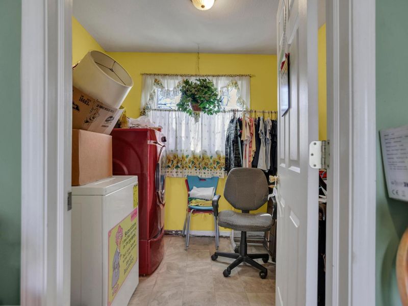 1892 Dyer Road, Grove City, OH 43123 Photo 23