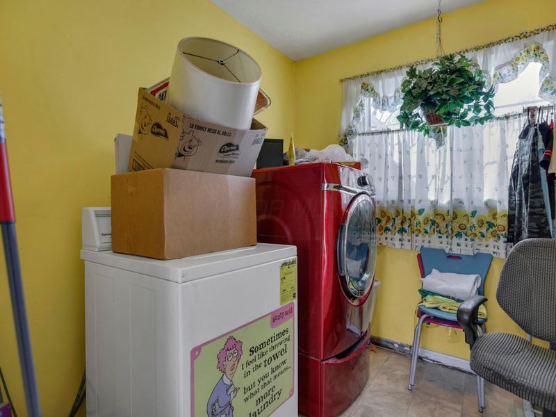 1892 Dyer Road, Grove City, OH 43123 Photo 24