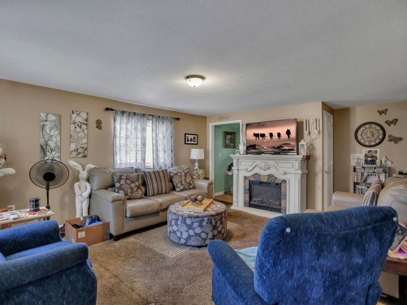 1892 Dyer Road, Grove City, OH 43123 Photo 6