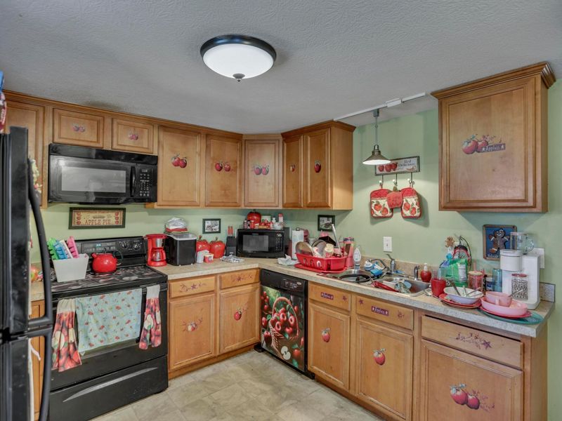 1892 Dyer Road, Grove City, OH 43123 Photo 8