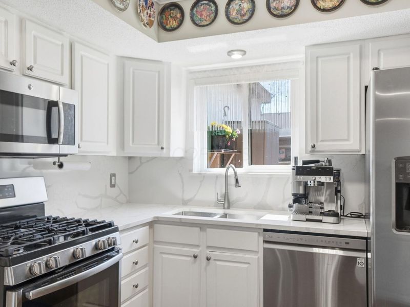 673 Olde Towne Avenue , Unit 16-673D, Columbus, OH 43214 Photo 23