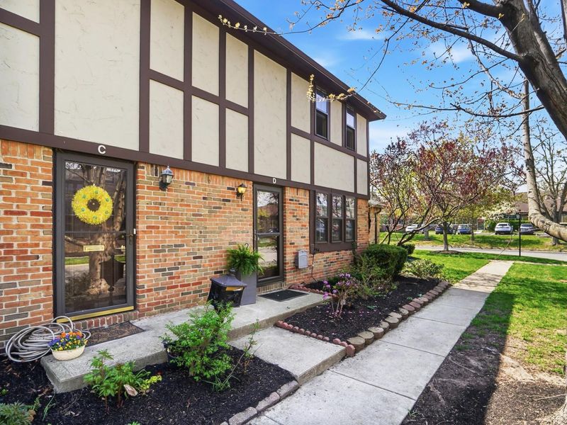 673 Olde Towne Avenue , Unit 16-673D, Columbus, OH 43214 Photo 4