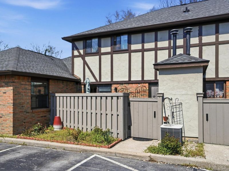 673 Olde Towne Avenue , Unit 16-673D, Columbus, OH 43214 Photo 45