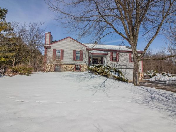 144 Cortland LANE, West Bend, WI 53095