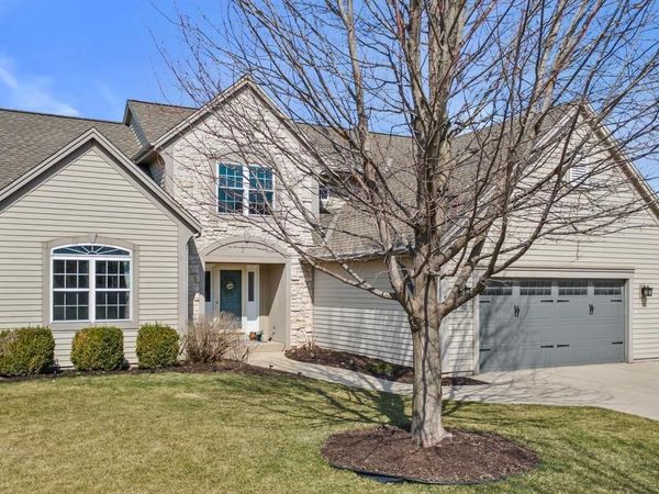 1604 Auburn COURT, Waukesha, WI 53189