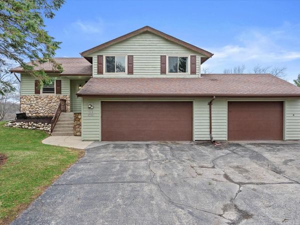 W324S7701 Paul LANE, Mukwonago, WI 53149