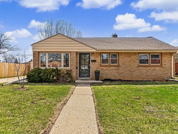 3923 E Iona TERRACE, Cudahy, WI 53110