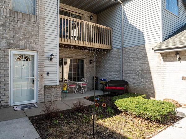 9390 W Loomis ROAD, Unit #3, Franklin, WI 53132