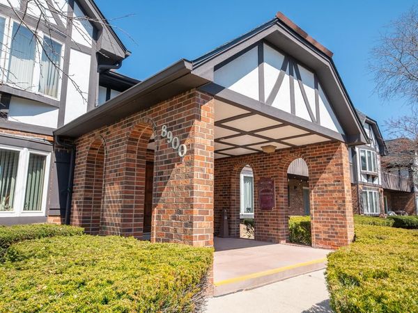 8900 N Park Plaza COURT, Unit 211, Brown Deer, WI 53223