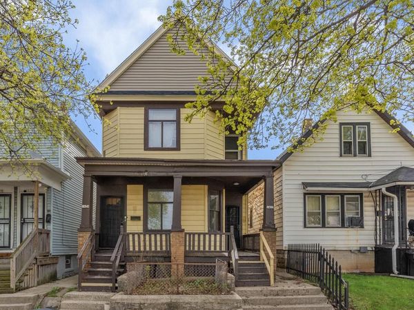 1422 N 26th STREET, Unit 1422A-1424, Milwaukee, WI 53205