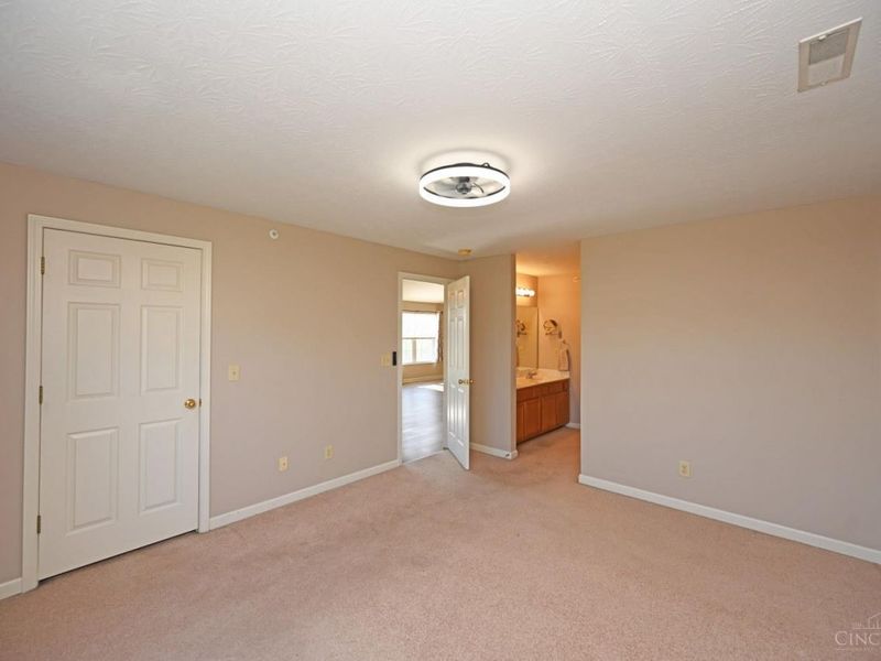 3665 Chestnut Park Lane, Unit 7, Cleves, OH 45002 Photo 24