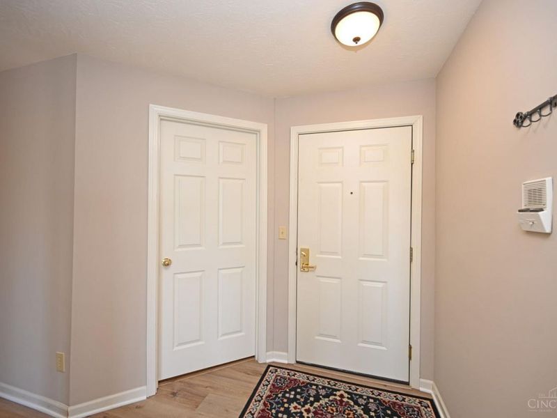 3665 Chestnut Park Lane, Unit 7, Cleves, OH 45002 Photo 7