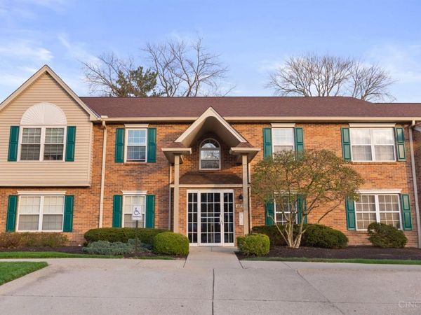 8851 Carrousel Park Circle, Unit 6, Colerain Twp, OH 45251