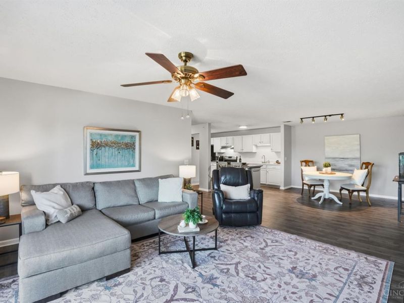 8171 Autumn Woods Lane, Unit 207, West Chester, OH 45069 Photo 7