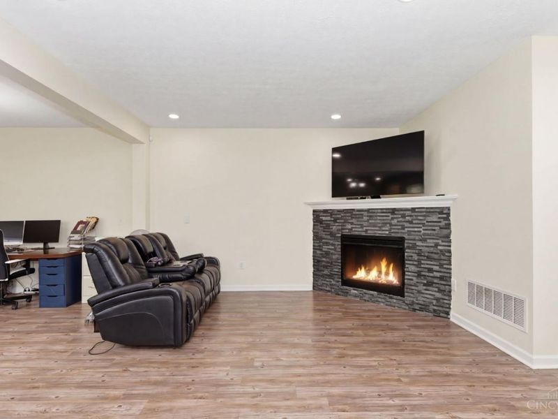 2055 E Seymour Avenue, Unit 28A, Cincinnati, OH 45237 Photo 23