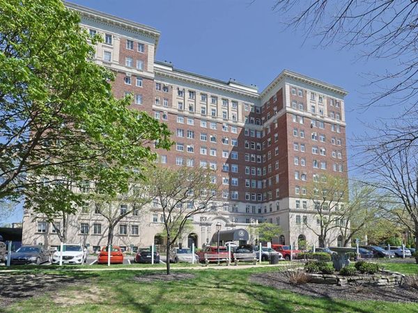 3900 Rose Hill Avenue, Unit 301A, Cincinnati, OH 45229