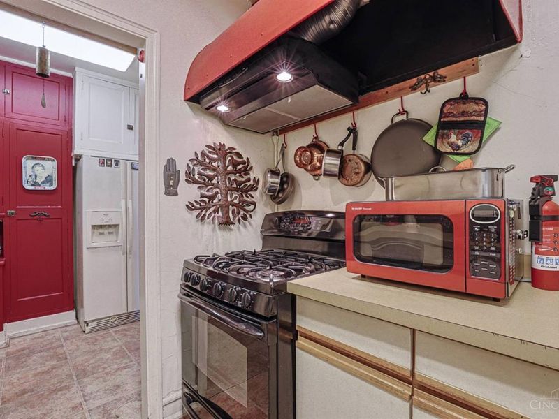 3900 Rose Hill Avenue, Unit 301A, Cincinnati, OH 45229 Photo 21