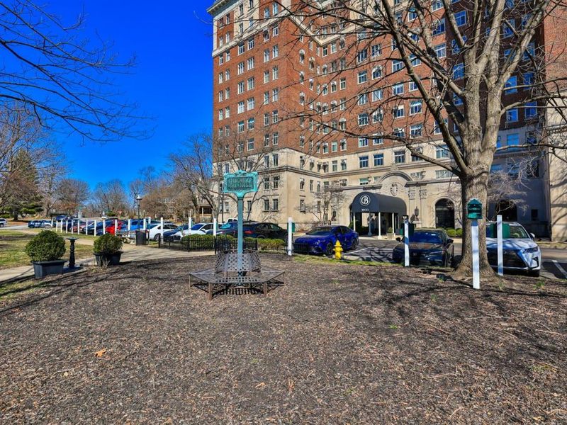 3900 Rose Hill Avenue, Unit 301A, Cincinnati, OH 45229 Photo 43