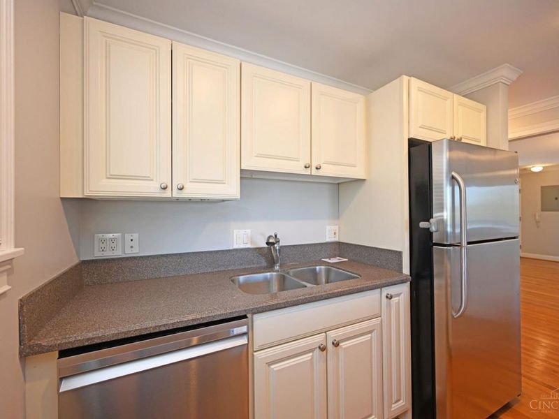 3666 Willowlea Court, Unit D, Cincinnati, OH 45208 Photo 13