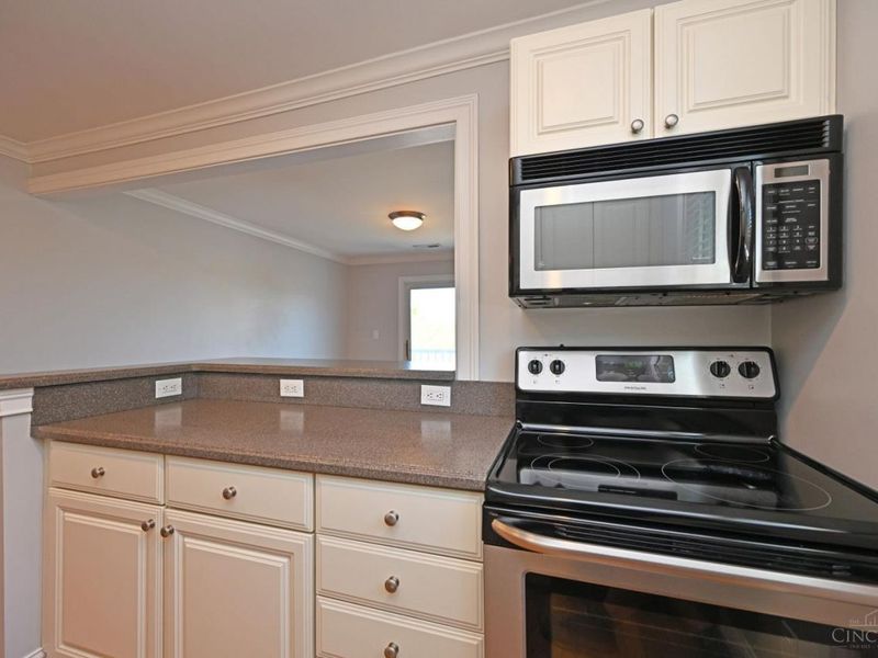 3666 Willowlea Court, Unit D, Cincinnati, OH 45208 Photo 14