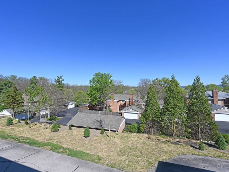 3666 Willowlea Court, Unit D, Cincinnati, OH 45208 Photo 24
