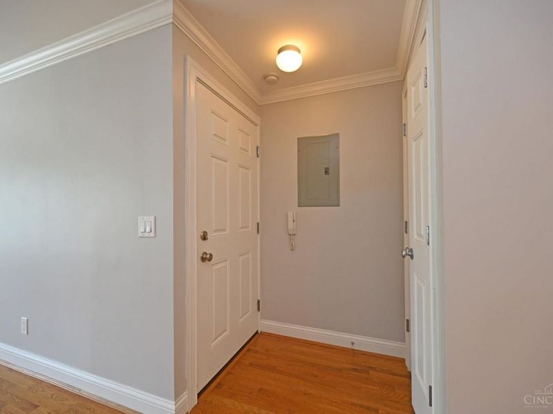 3666 Willowlea Court, Unit D, Cincinnati, OH 45208 Photo 4