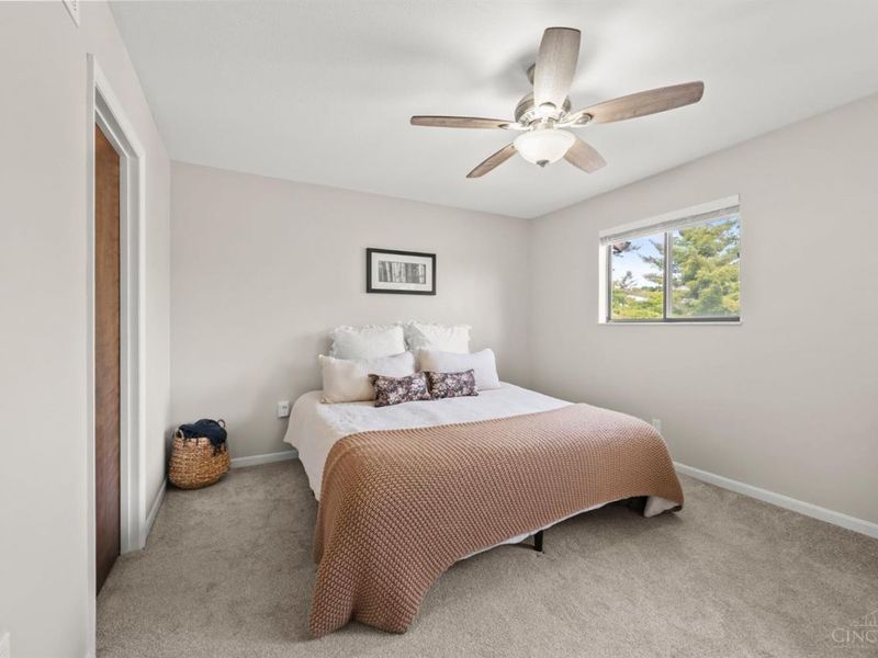 217 Droxford Close, Springdale, OH 45246 Photo 11