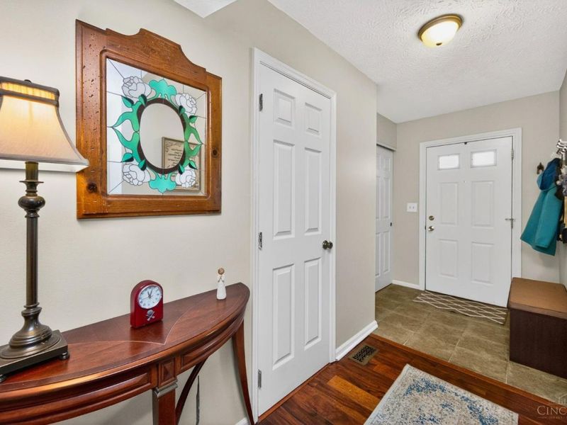 10888 Ponds Lane, Sycamore Township, OH 45242 Photo 10