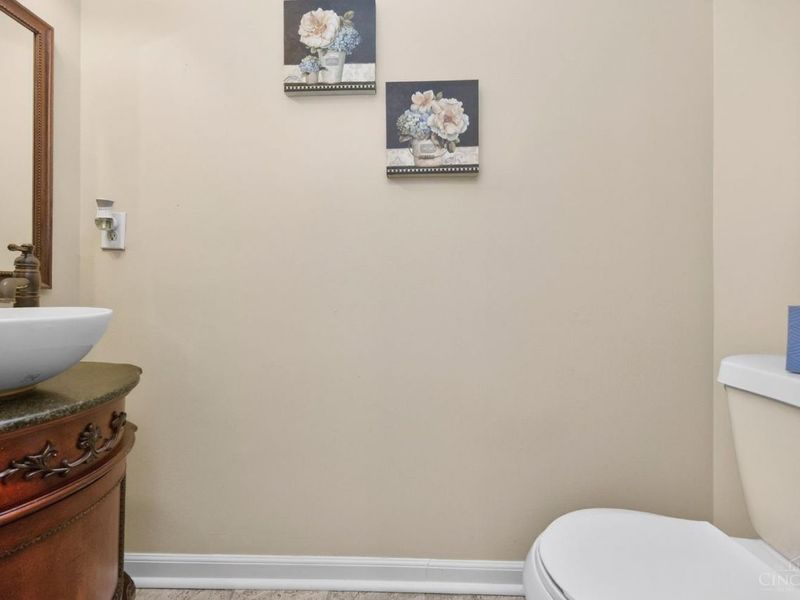 10888 Ponds Lane, Sycamore Township, OH 45242 Photo 4