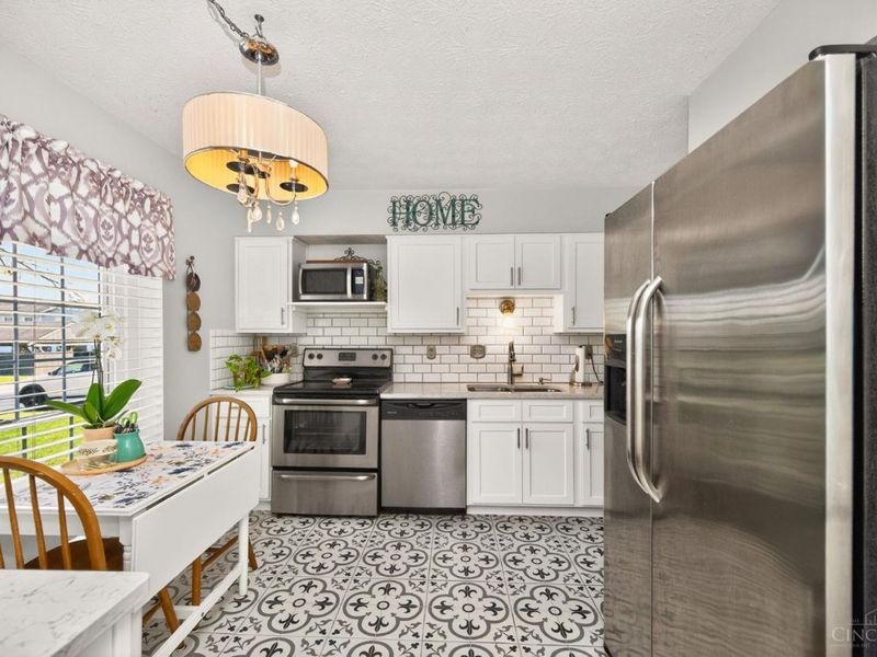 10888 Ponds Lane, Sycamore Township, OH 45242 Photo 6