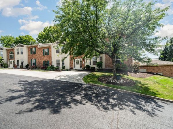 5440 Asbury Lake Drive, Unit 9, Green Twp, OH 45247