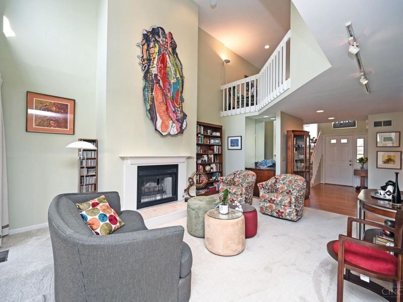 681 Totten Way, Cincinnati, OH 45226 Photo 10