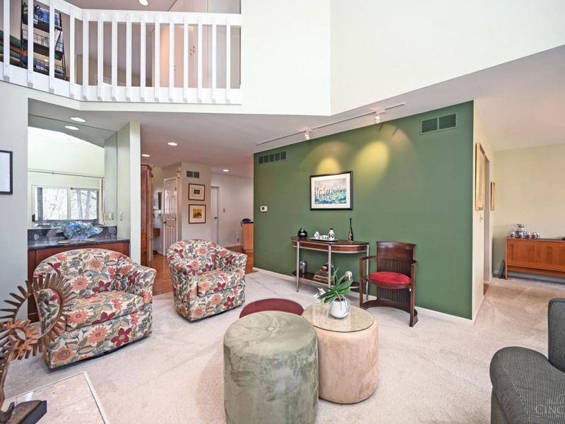 681 Totten Way, Cincinnati, OH 45226 Photo 11