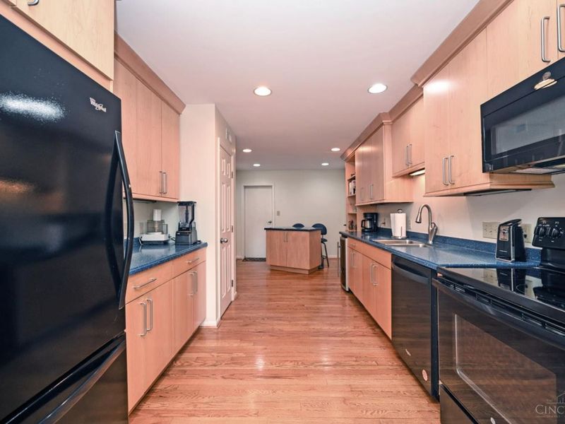 681 Totten Way, Cincinnati, OH 45226 Photo 19