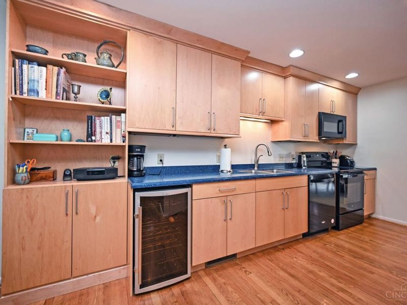 681 Totten Way, Cincinnati, OH 45226 Photo 23