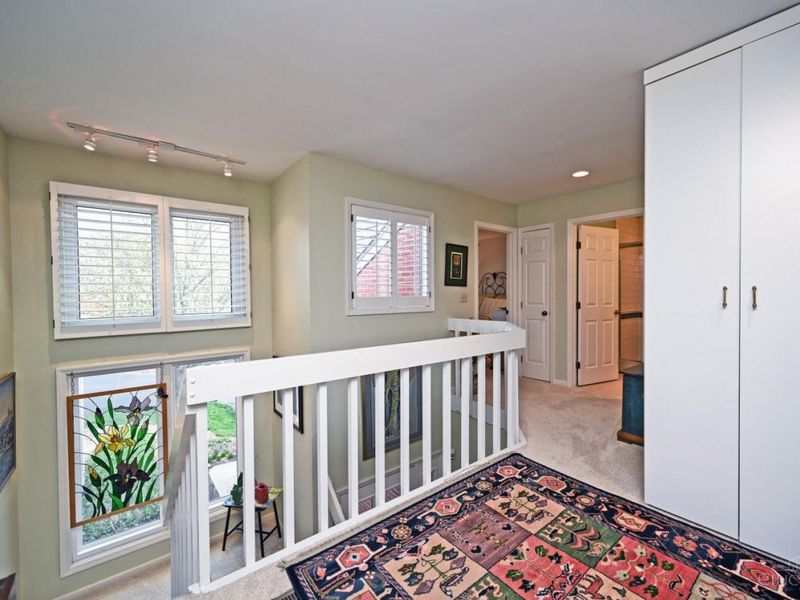 681 Totten Way, Cincinnati, OH 45226 Photo 32