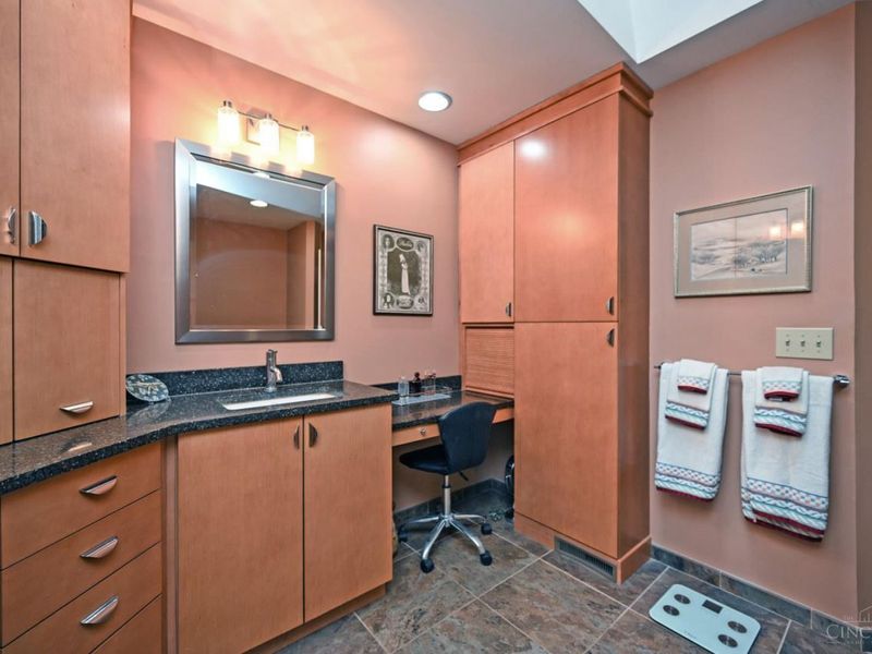 681 Totten Way, Cincinnati, OH 45226 Photo 41