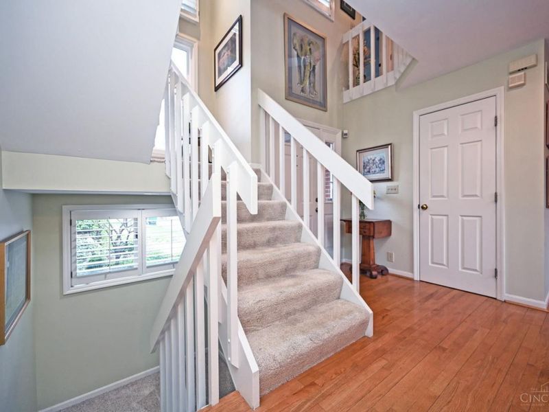 681 Totten Way, Cincinnati, OH 45226 Photo 7