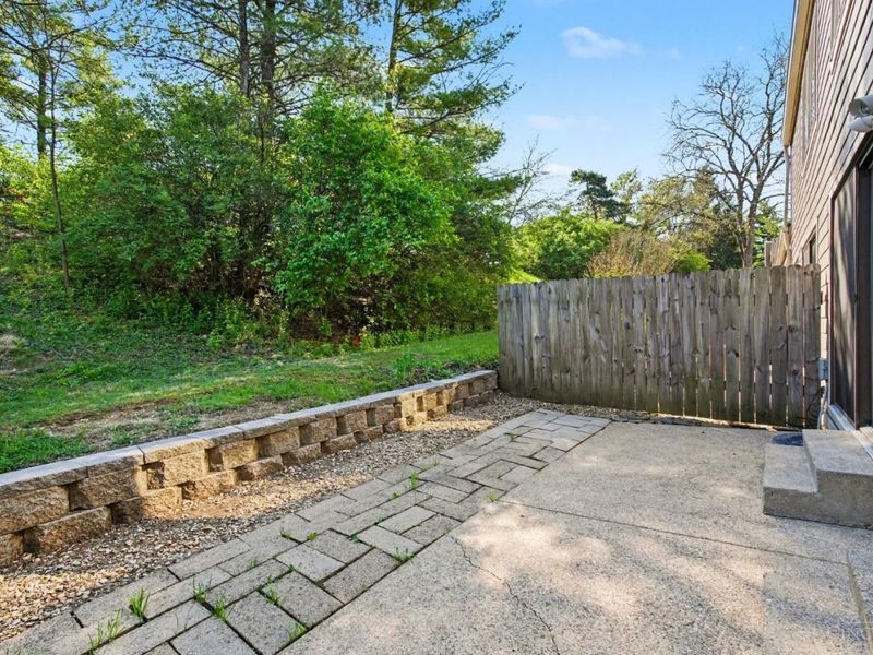 9910 Timbers Drive, Blue Ash, OH 45242 Photo 30