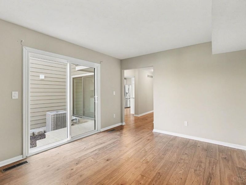 9910 Timbers Drive, Blue Ash, OH 45242 Photo 6