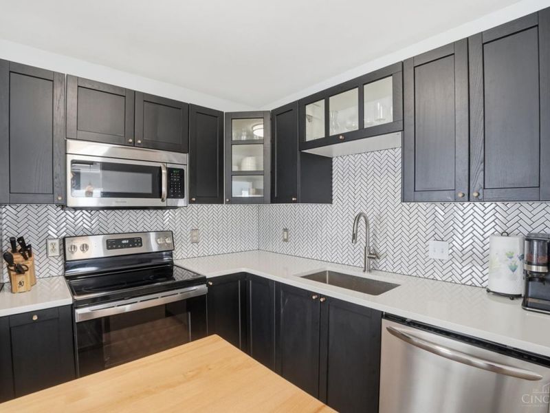 2580 Riverside Drive, Cincinnati, OH 45202 Photo 11