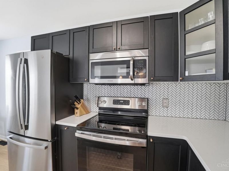 2580 Riverside Drive, Cincinnati, OH 45202 Photo 12